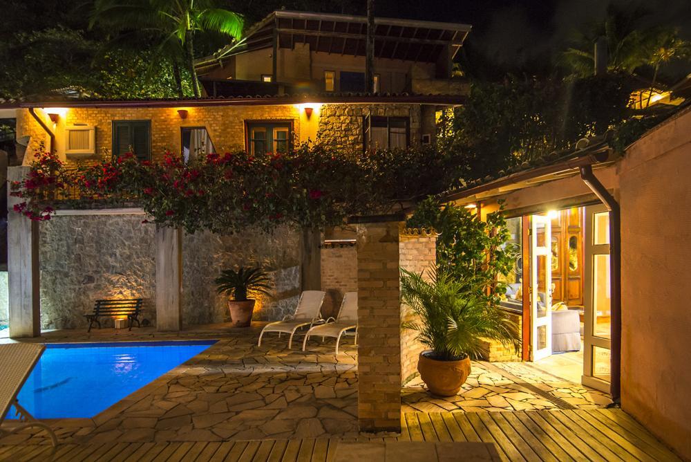 Hotel Pousada Maison Joly Ilhabela Exteriör bild