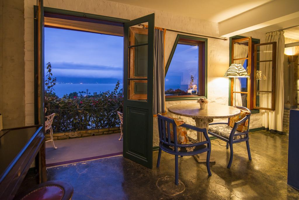 Hotel Pousada Maison Joly Ilhabela Exteriör bild