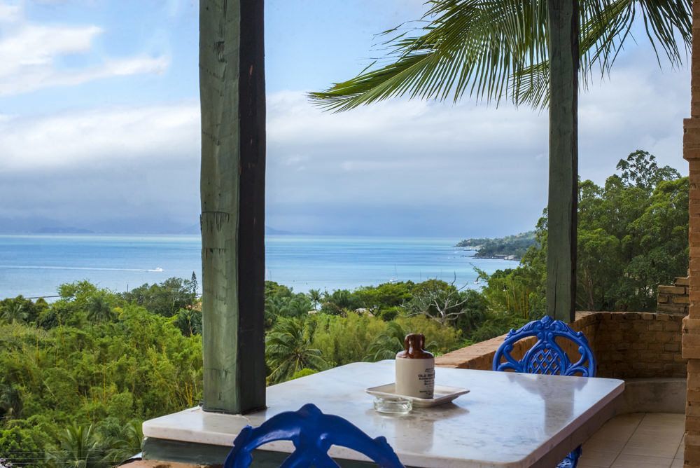 Hotel Pousada Maison Joly Ilhabela Exteriör bild