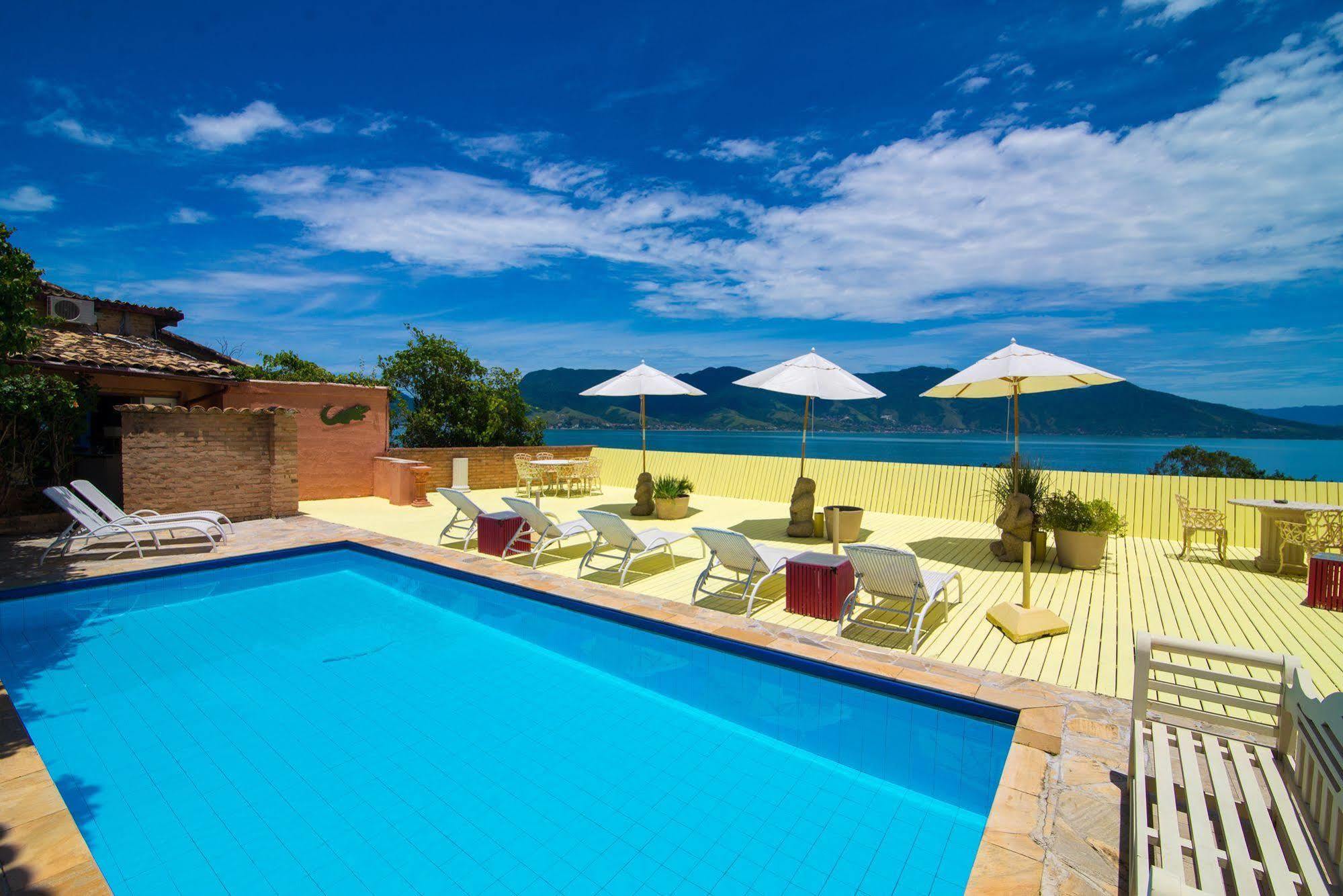 Hotel Pousada Maison Joly Ilhabela Exteriör bild